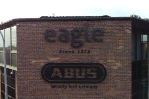 Eagle Hardware Store – Klang