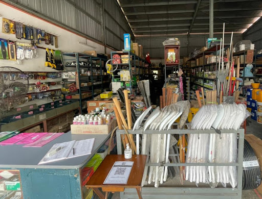 PERNIAGAAN BATU TUJUH SE (KEDAI HARDWARE) SEWA ROROBIN PERNIAGAAN BATU TUJUH SE (KEDAI HARDWARE) SEWA ROROBIN