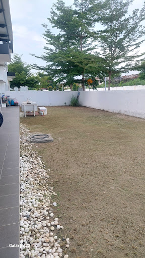 Potong Rumput Potong Rumput