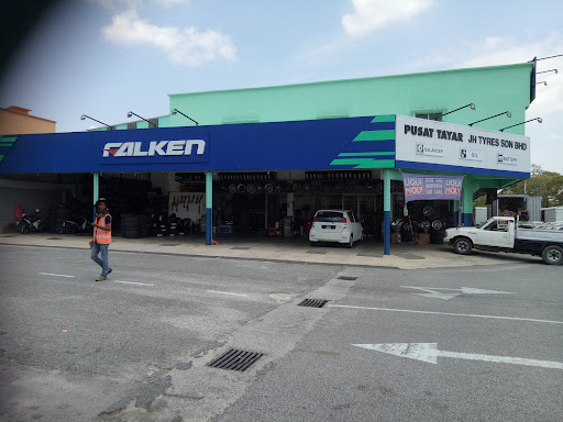 Kedai Besi Kota Maju